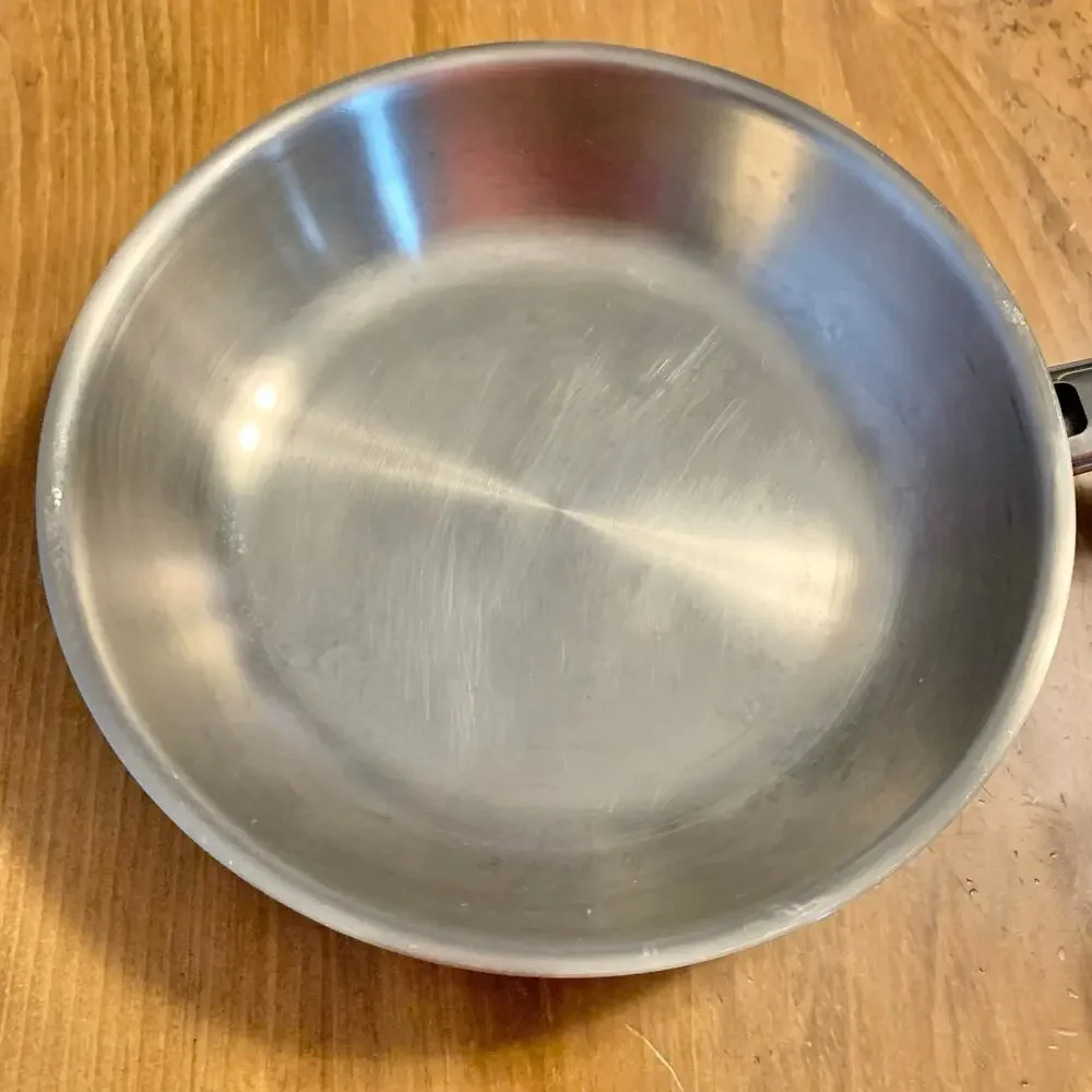 CUTCO Cookware 5-Ply Stainless Steel 8